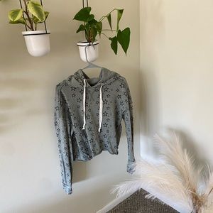 MV Sport cropped green star pullover hoodie. Size small.